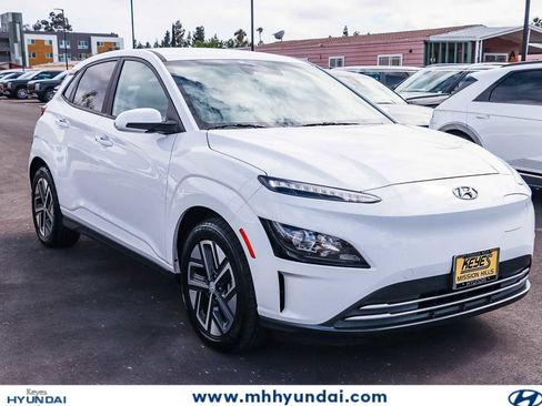 Certified 2023 Hyundai Kona SE FWD image 5