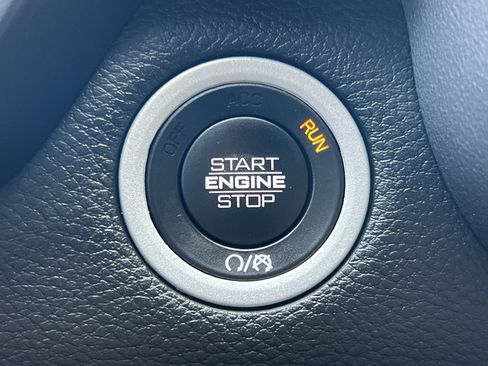 Used 2022 RAM 1500 Big Horn AWD/4WD image 24