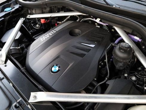 Used 2024 BMW X5 xDrive40i image 9