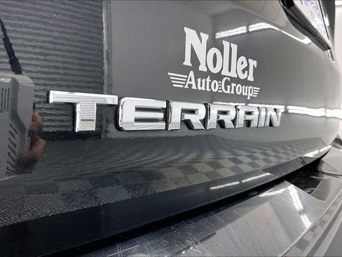 Used 2019 GMC Terrain SLE image 8