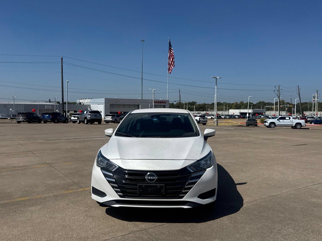 Certified 2023 Nissan Versa SV FWD image 6