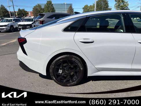 New 2027 Kia K5 GT-Line FWD image 7