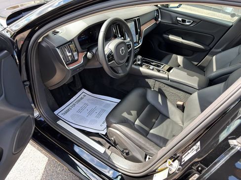 Used 2023 Volvo S60 T8 Plus AWD/4WD image 16