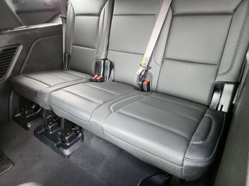 Used 2025 GMC Yukon Denali image 16