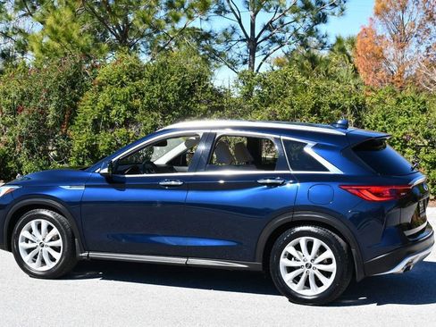 Used 2019 INFINITI QX50 Essential w/ Premium Heat Package image 4