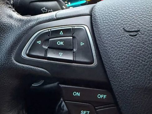 Used 2019 Ford Escape SEL image 27