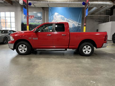 Used 2016 RAM 1500 Classic SLT image 2