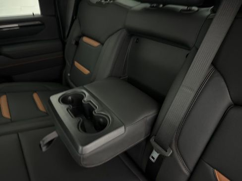 New 2026 GMC Sierra 2500 AT4 w/ AT4 Premium Plus Package image 59