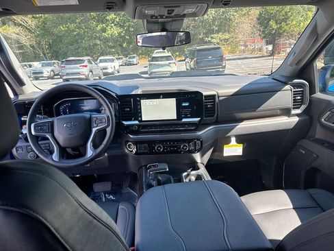 New 2025 Chevrolet Silverado 1500 LT Trail Boss w/ Convenience Package II image 30