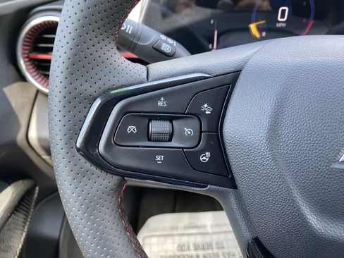 Used 2026 Chevrolet Trax RS w/ Driver Confidence Package FWD image 19