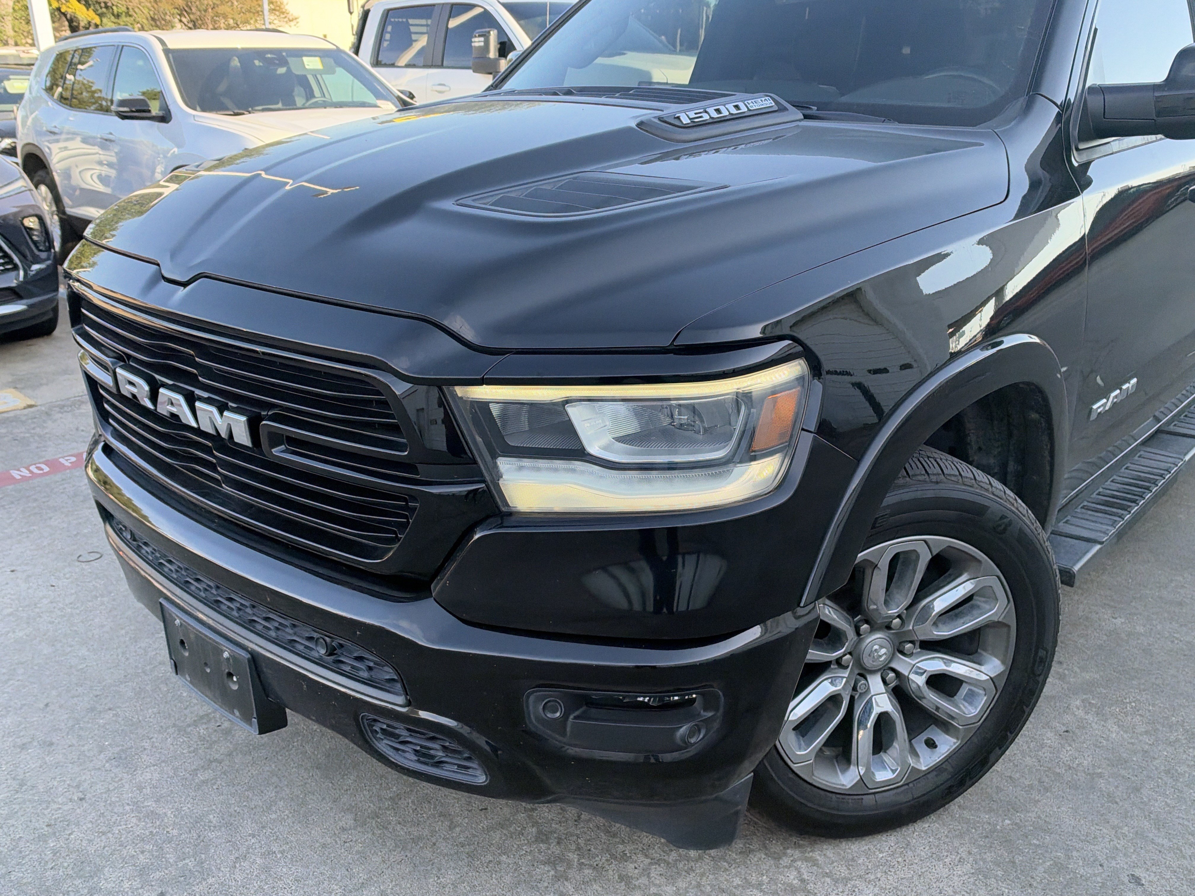 Used 2021 RAM 1500 Laramie w/ Sport Appearance Package AWD/4WD image 2