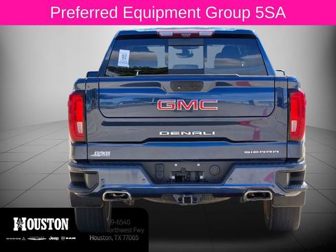 Used 2021 GMC Sierra 1500 Denali w/ Denali Ultimate Package AWD/4WD image 5