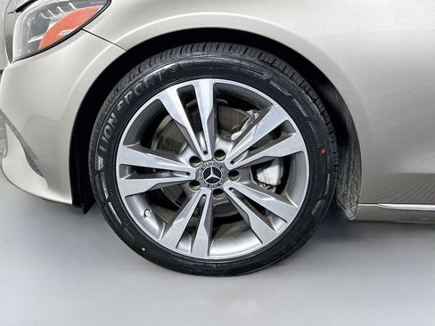 Used 2020 Mercedes-Benz C 300 Sedan w/ Premium Package image 38