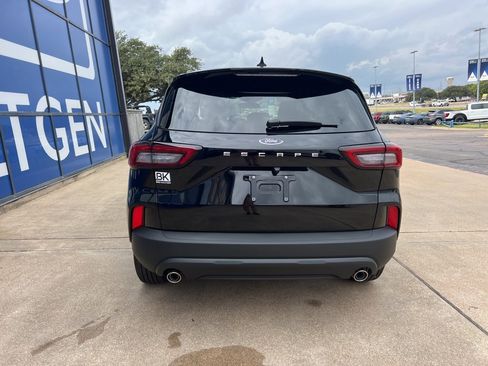 New 2026 Ford Escape ST-Line image 5