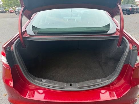 Used 2016 Ford Fusion SE w/ Equipment Group 202A AWD/4WD image 20