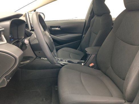 Used 2021 Toyota Corolla LE FWD image 17