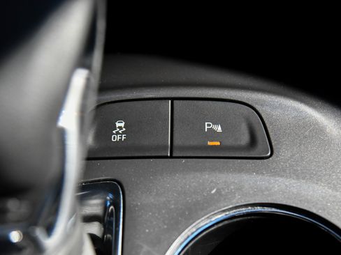 Used 2024 Chevrolet Malibu LT image 23