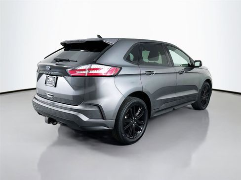 Used 2022 Ford Edge ST-Line w/ Class II Trailer Tow Package AWD/4WD image 13