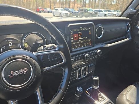 Used 2023 Jeep Wrangler Unlimited Sahara w/ Cold Weather Group AWD/4WD image 26