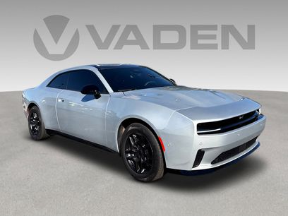 Used 2025 Dodge Charger R/T w/ Sun & Sound Package