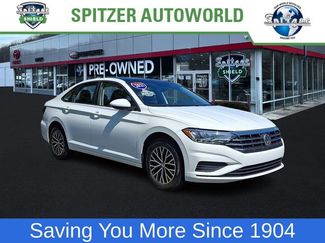 Used 2021 Volkswagen Jetta SE image 1