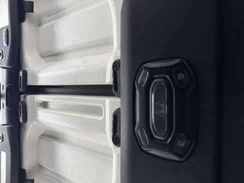 Used 2023 Jeep Wrangler Unlimited Rubicon AWD/4WD image 27