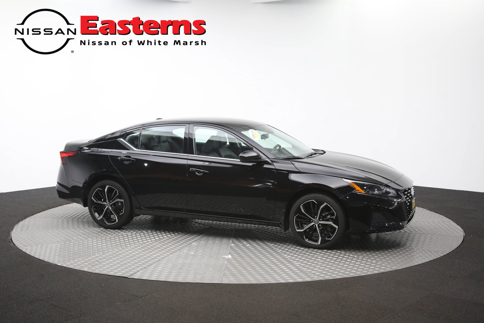 Used 2025 Nissan Altima 2.5 SR AWD/4WD image 46
