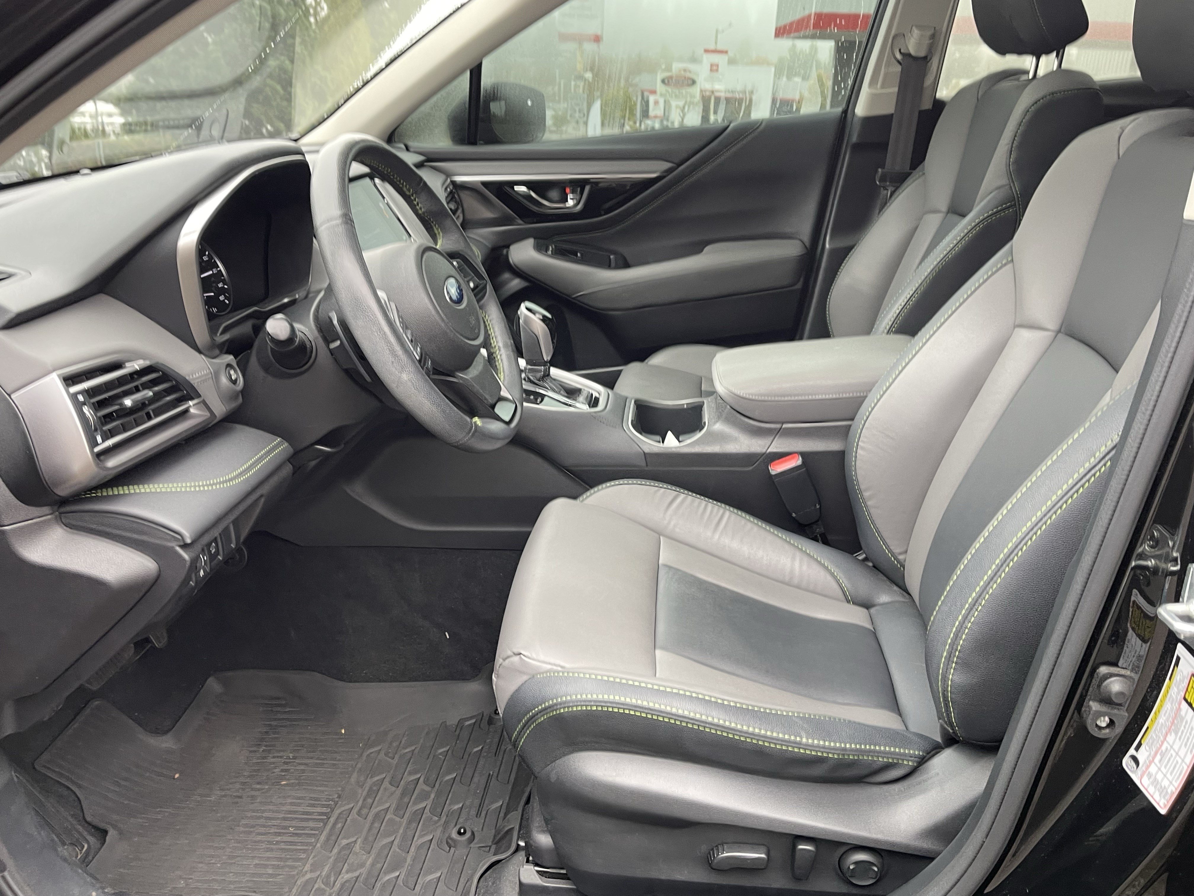 Used 2024 Subaru Outback Onyx Edition AWD/4WD image 11