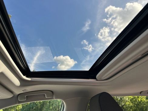 Used 2023 Toyota RAV4 XLE w/ Convenience Package AWD/4WD image 21