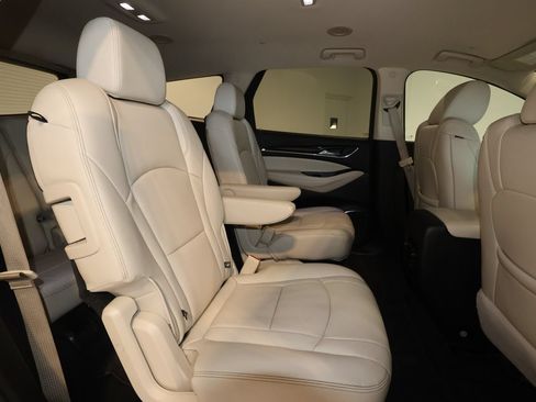 Used 2024 Buick Enclave Essence w/ Sport Touring Edition AWD/4WD image 26