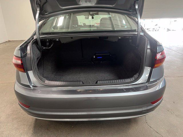 Used 2019 Volkswagen Jetta S w/ Driver Assistance Package FWD image 17