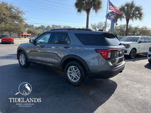 New 2026 Ford Explorer Active AWD/4WD image 5