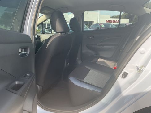 Used 2025 Nissan Versa SV w/ Trunk Package FWD image 15