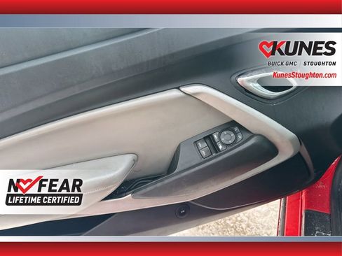 Used 2020 Chevrolet Camaro LT image 19