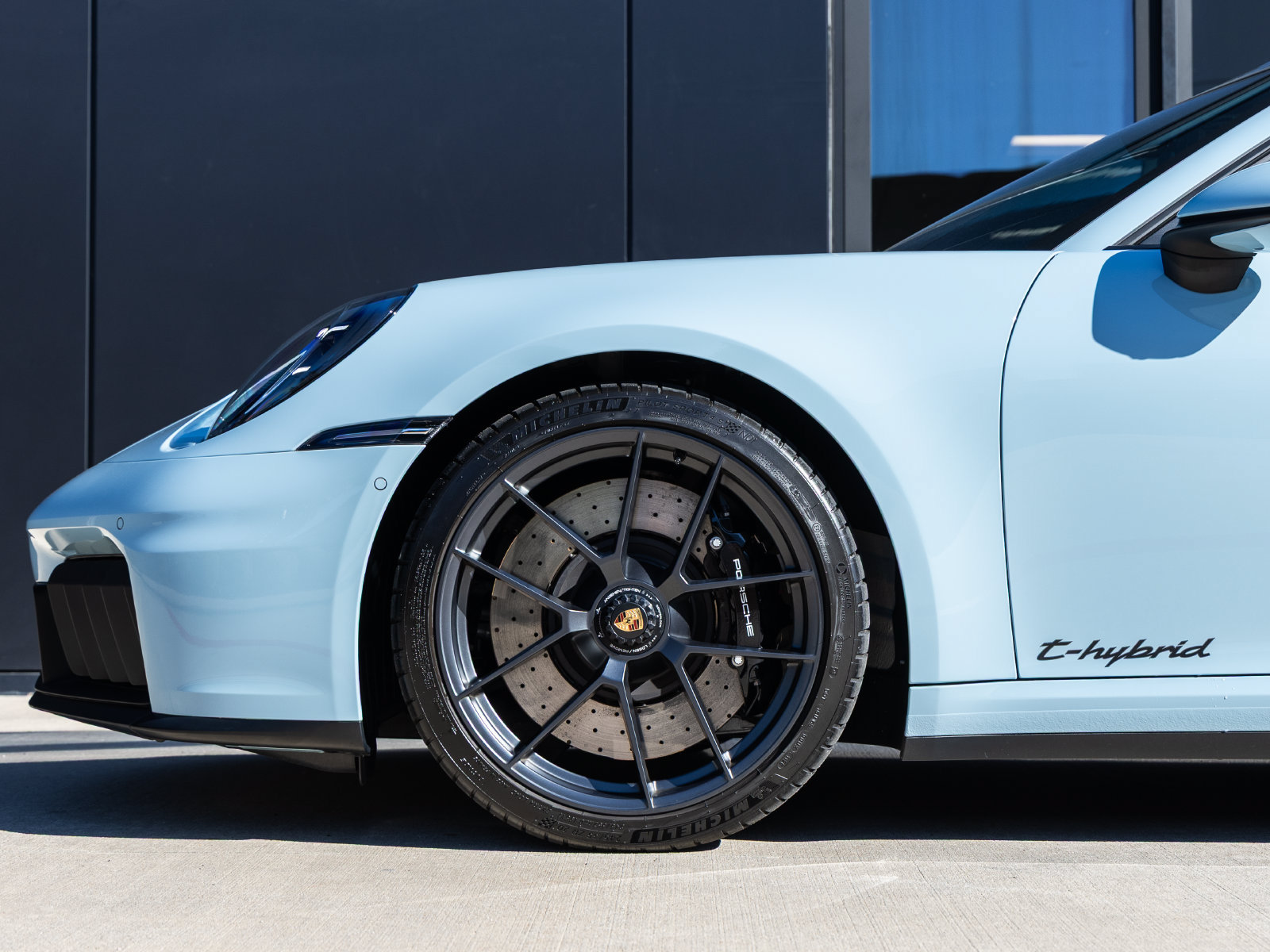 Certified 2026 Porsche 911 Targa 4 GTS AWD/4WD image 14