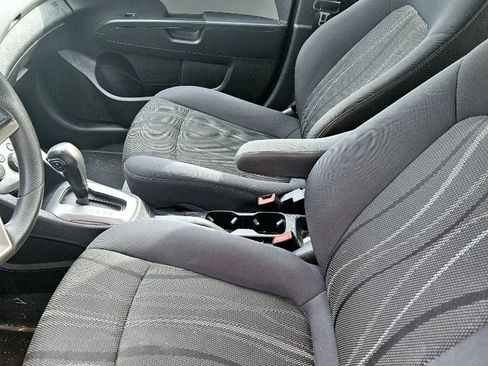 Used 2016 Chevrolet Sonic LT image 4