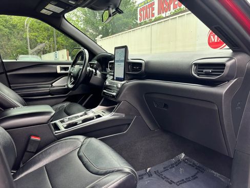 Used 2020 Ford Explorer ST w/ ST Street Pack AWD/4WD image 18