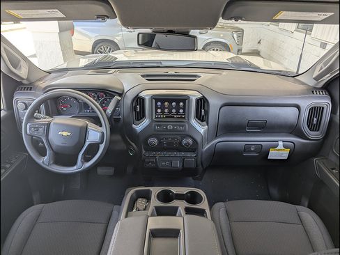 New 2026 Chevrolet Silverado 2500 Custom w/ Custom Value Package AWD/4WD image 18