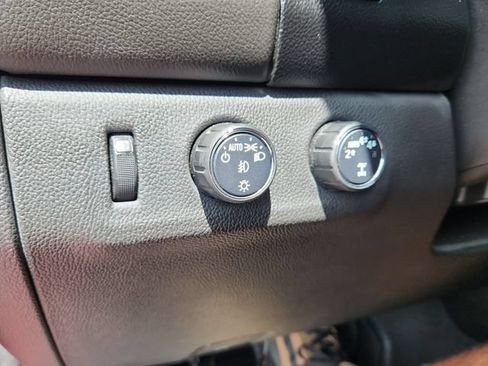 Used 2021 GMC Canyon AT4 w/ Driver Alert Package AWD/4WD image 22