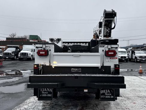 New 2026 Ford F550 4x4 Supercab Super Duty image 4