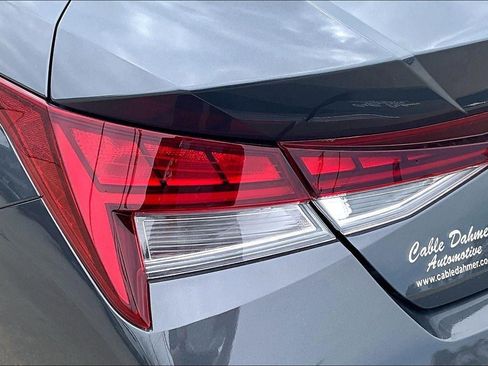 Used 2025 Hyundai Elantra SEL FWD image 23