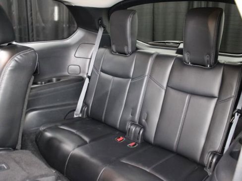 Used 2018 Nissan Pathfinder SL w/ Midnight Edition Package FWD image 23