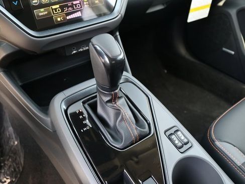 Used 2025 Subaru Crosstrek 2.5i Limited w/ Crosstrek Mirror Package image 32
