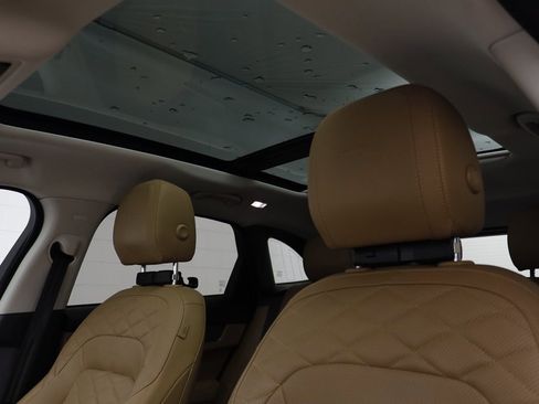 Used 2023 Jaguar F-PACE S image 14