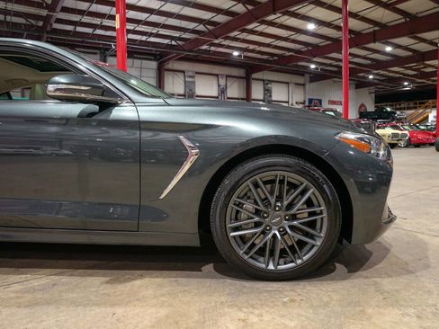 Used 2019 Genesis G70 3.3T Design AWD/4WD image 11