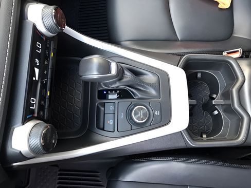 Certified 2023 Toyota RAV4 XLE Premium AWD/4WD image 19