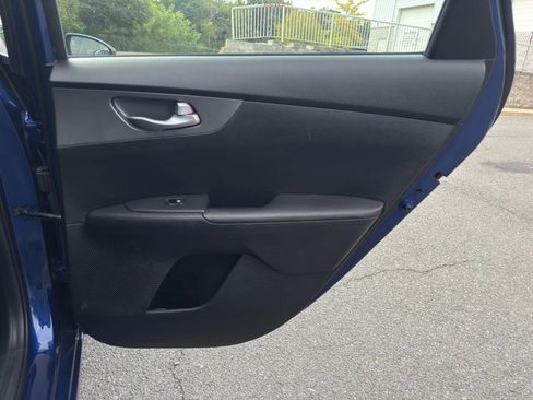 Used 2019 Kia Forte LXS image 27