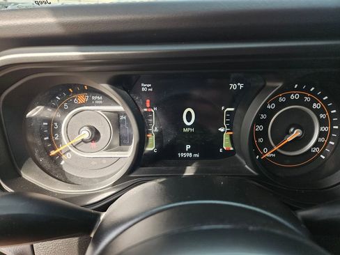 Used 2025 Jeep Wrangler Unlimited Rubicon image 20