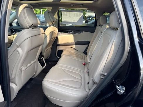 Used 2020 Lincoln Nautilus Reserve AWD/4WD image 19