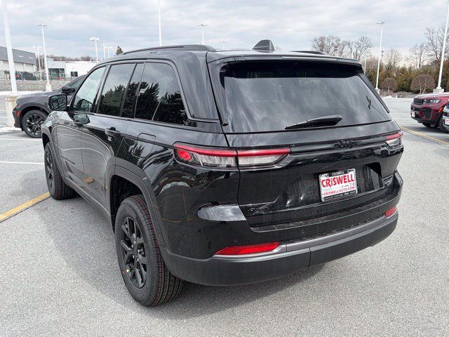 New 2026 Jeep Grand Cherokee Altitude AWD/4WD image 5